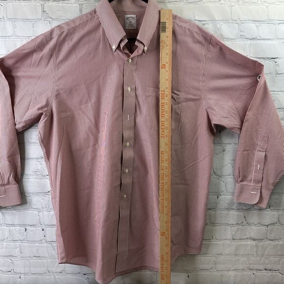 BROOKS BROTHERS 346 Dress Shirt Men 17 4/5 White Red Striped Cotton Non Iron - Picture 2 of 8